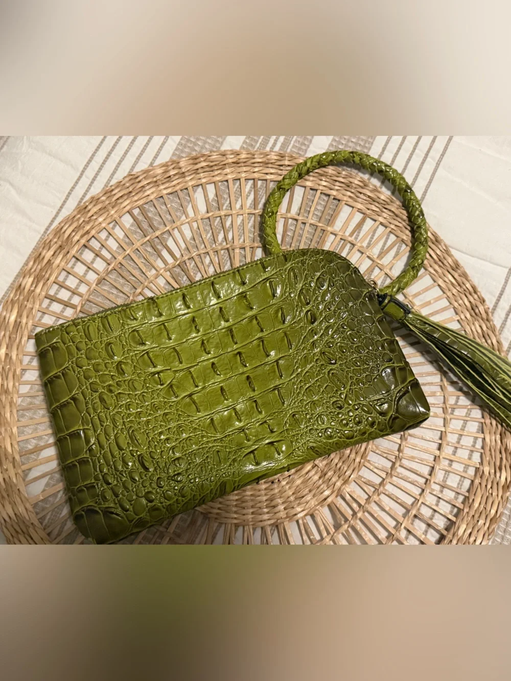 N/A stylish olive